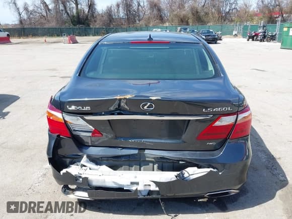 ✅ 2010 Lexus LS 460 L • VIN: JTHDL5EF7A5001815 • Lot: 41762225. Wystawiony na IAAI z przebiegiem 158 007 mil. Bezpłatny archiwum sprzedaży aukcyjnych z USA i szczegółowy raport historii pojazdu na DreamBid. Zdjęcie 16.