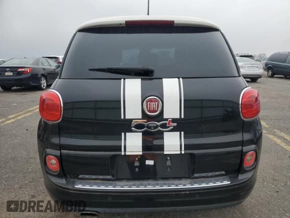 ✅ 2014 FIAT 500L Lounge • VIN: ZFBCFACH7EZ009027 • Lot: 52575895. Listed on Copart with 46,168 mi. Free auction sales archive from the USA and detailed vehicle history report at DreamBid. Image 6.