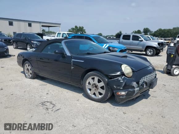 ✅ 2005 Ford Thunderbird Deluxe • VIN: 1FAHP60A15Y106451 • Lot: 68148695. Listed on Copart with Not provided. Free auction sales archive from the USA and detailed vehicle history report at DreamBid. Image 4.