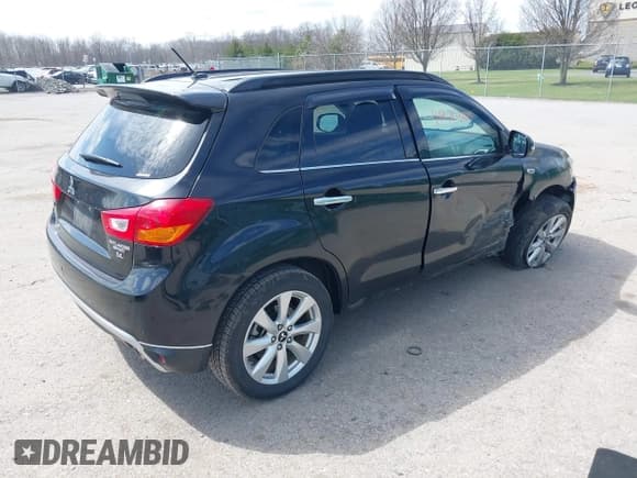 ✅ 2015 Mitsubishi Outlander GT • VIN: 4A4AR4AW3FE030571 • Lot: 41970360. Listed on IAAI with 74,683 mi. Free auction sales archive from the USA and detailed vehicle history report at DreamBid. Image 4.