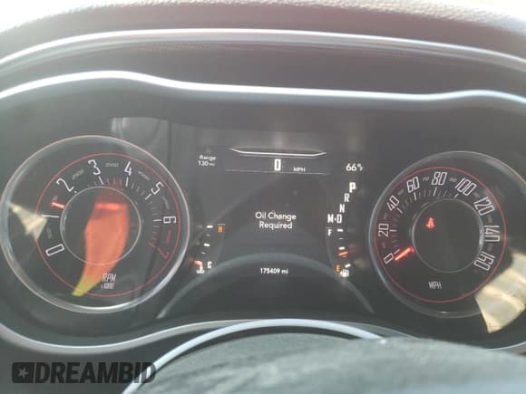 ✅ 2015 Dodge Challenger SXT Plus • VIN: 2C3CDZBG4FH805363 • Lot: 69331904. Wystawiony na Copart z przebiegiem 175 409 mil. Bezpłatny archiwum sprzedaży aukcyjnych z USA i szczegółowy raport historii pojazdu na DreamBid. Zdjęcie 9.