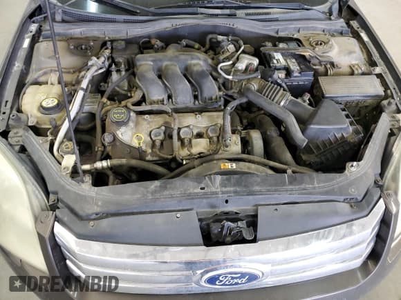 ✅ 2006 Ford Fusion SE • VIN: 3FAHP07146R117480 • Лот: 48082905. Опубликован ранее на Copart с пробегом 302 941 миль. Бесплатный доступ к архиву аукционных продаж из США и подробный отчёт об истории автомобиля на DreamBid. Изображение 11.