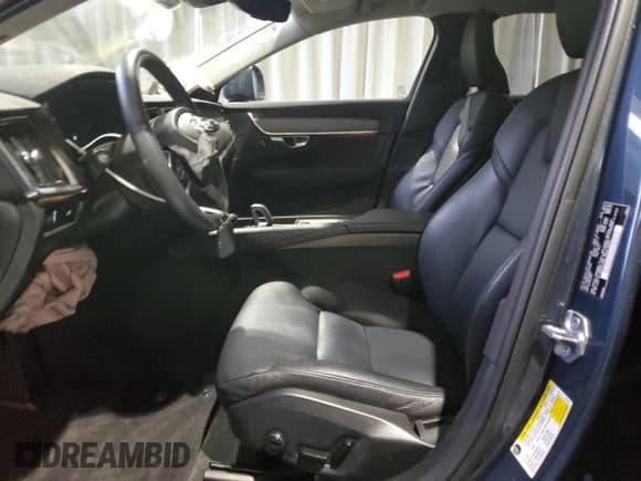 ✅ 2022 Volvo V90 • VIN: YV4062NL5N1145062 • Lot: 84277294. Listed on Copart with 43,095 mi. Free auction sales archive from the USA and detailed vehicle history report at DreamBid. Image 7.