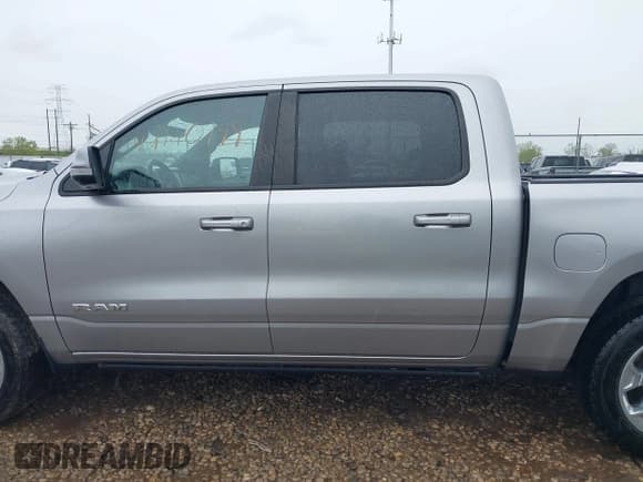 ✅ 2022 Ram 1500 Lone Star • VIN: 1C6SRFFTXNN411913 • Lot: 42120149. Listed on IAAI with 55,032 mi. Free auction sales archive from the USA and detailed vehicle history report at DreamBid. Image 14.