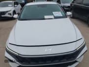 ✅ 2024 Hyundai Elantra SEL • VIN: KMHLM4DG5RU745182 • Lot: 43868357. Wystawiony na IAAI z przebiegiem 35 664 mil. Bezpłatny archiwum sprzedaży aukcyjnych z USA i szczegółowy raport historii pojazdu na DreamBid. Zdjęcie 12.