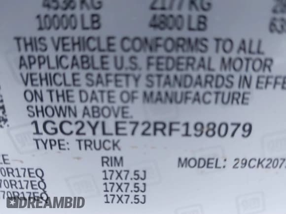 ✅ 2024 Chevrolet Silverado 2500HD Work Truck • VIN: 1GC2YLE72RF198079 • Lot: 41586127. Wystawiony na IAAI z przebiegiem 9 934 mil. Bezpłatny archiwum sprzedaży aukcyjnych z USA i szczegółowy raport historii pojazdu na DreamBid. Zdjęcie 9.