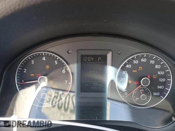 ✅ 2010 Volkswagen Jetta Limited Edition • VIN: 3VWAZ7AJ3AM099385 • Lot: 49352035. Wystawiony na Copart z przebiegiem 179 542 mil. Bezpłatny archiwum sprzedaży aukcyjnych z USA i szczegółowy raport historii pojazdu na DreamBid. Zdjęcie 9.