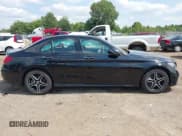 ✅ 2021 Mercedes-Benz C 300 • VIN: W1KWF8EB7MR616058 • Lot: 43017444. Wystawiony na IAAI z przebiegiem 67 905 mil. Bezpłatny archiwum sprzedaży aukcyjnych z USA i szczegółowy raport historii pojazdu na DreamBid. Zdjęcie 13.