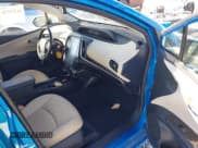 ✅ 2021 Toyota Prius L Eco • VIN: JTDKAMFU9M3135117 • Lot: 41579736. Listed on IAAI with 35,795 mi. Free auction sales archive from the USA and detailed vehicle history report at DreamBid. Image 5.