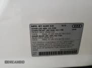 ✅ 2018 Audi Q3 Premium • VIN: WA1ECCFSXJR026670 • Lot: 68262515. Wystawiony na Copart z przebiegiem 61 352 mil. Bezpłatny archiwum sprzedaży aukcyjnych z USA i szczegółowy raport historii pojazdu na DreamBid. Zdjęcie 12.