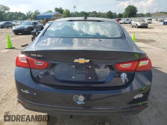 2018 Chevrolet Malibu LS z VIN 1G1ZC5ST4JF153667, wystawiony jako Copart lot #63380815 z przebiegiem 151 696 mil mil oraz Szkoda całkowita • Salvage title. Historia ofert i sprzedaży dostępna na DreamBid. Obrazek 6.