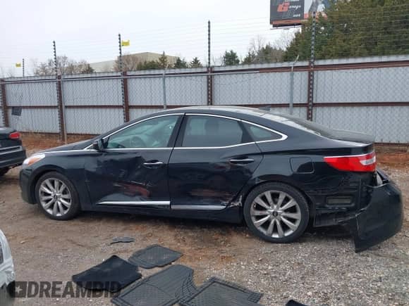 2013 Hyundai Azera с VIN KMHFH4JG7DA211276, выставлен на аукционе IAAI как лот 41743501 с пробегом 167 299 миль миль и . История ставок и продаж доступна на DreamBid. Изображение 14.