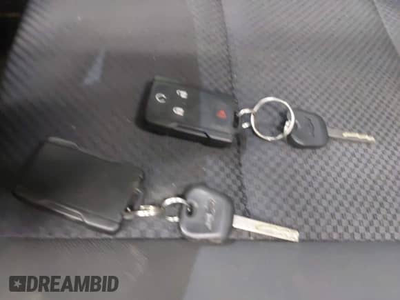 2015 Chevrolet Silverado 1500 LT z VIN 3GCUKREC5FG457751, wystawiony jako IAAI lot #42864420 z przebiegiem 133 732 mil mil oraz . Historia ofert i sprzedaży dostępna na DreamBid. Obrazek 11.