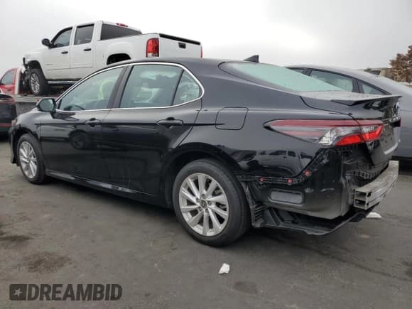 ✅ 2024 Toyota Camry LE • VIN: 4T1C11AK0RU260710 • Лот: 90638435. Опубликован ранее на Copart с пробегом 39 793 миль. Бесплатный доступ к архиву аукционных продаж из США и подробный отчёт об истории автомобиля на DreamBid. Изображение 2.