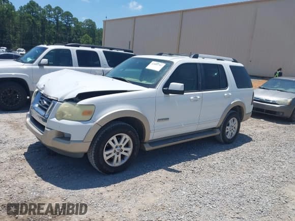 ✅ 2006 Ford Explorer Eddie Bauer • VIN: 1FMEU64E96UB62189 • Лот: 42881702. Опубликован ранее на IAAI с пробегом 211 126 миль. Бесплатный доступ к архиву аукционных продаж из США и подробный отчёт об истории автомобиля на DreamBid. Изображение 17.