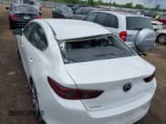 ✅ 2019 Mazda 3 Select • VIN: 3MZBPAAL6KM105402 • Lot: 42742644. Wystawiony na IAAI z przebiegiem 88 871 mil. Bezpłatny archiwum sprzedaży aukcyjnych z USA i szczegółowy raport historii pojazdu na DreamBid. Zdjęcie 6.