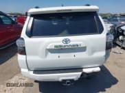 ✅ 2021 Toyota 4Runner SR5 Premium • VIN: JTEFU5JR9M5250155 • Лот: 43133233. Опубликован ранее на IAAI с пробегом Не указан. Бесплатный доступ к архиву аукционных продаж из США и подробный отчёт об истории автомобиля на DreamBid. Изображение 17.