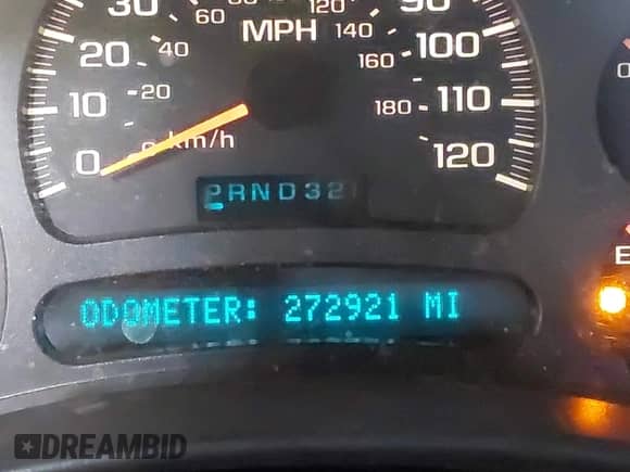 2004 Chevrolet Silverado 1500 Work Truck z VIN 1GCEC14X24Z263232, wystawiony jako IAAI lot #41720611 z przebiegiem 272 921 mil mil oraz . Historia ofert i sprzedaży dostępna na DreamBid. Obrazek 15.