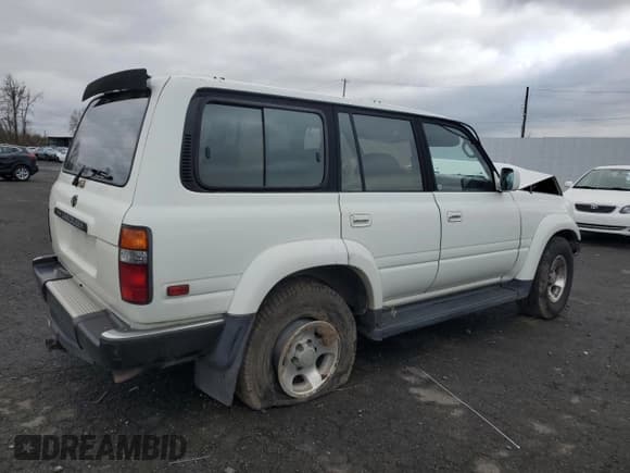 ✅ 1997 Toyota Land Cruiser • VIN: JT3HJ85J3V0168081 • Lot: 48579715. Listed on Copart with 310,679 mi. Free auction sales archive from the USA and detailed vehicle history report at DreamBid. Image 3.