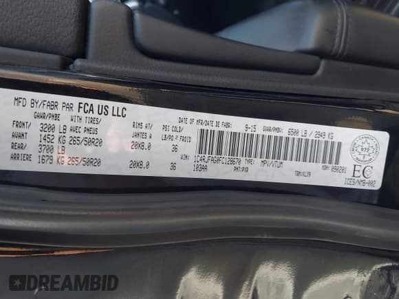 ✅ 2015 Jeep Grand Cherokee Altitude • VIN: 1C4RJFAG0FC128670 • Lot: 43360877. Wystawiony na IAAI z przebiegiem 106 139 mil. Bezpłatny archiwum sprzedaży aukcyjnych z USA i szczegółowy raport historii pojazdu na DreamBid. Zdjęcie 9.