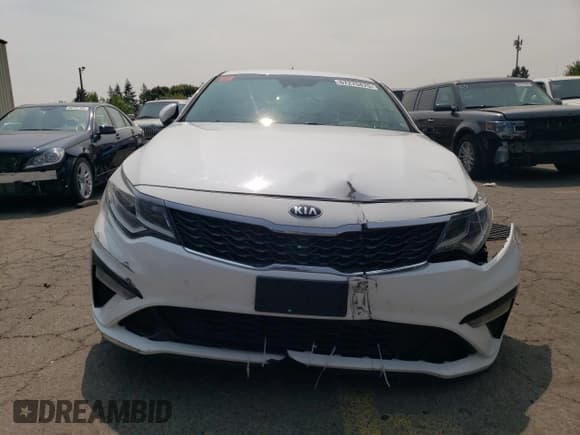 ✅ 2020 Kia Optima LX • VIN: 5XXGT4L37LG422109 • Lot: 67275475. Listed on Copart with Not provided. Free auction sales archive from the USA and detailed vehicle history report at DreamBid. Image 5.