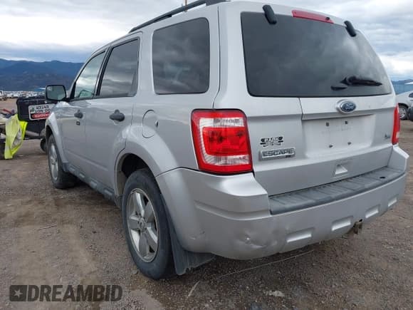 ✅ 2012 Ford Escape XLT • VIN: 1FMCU9DG1CKB04062 • Lot: 42864897. Listed on IAAI with 172,555 mi. Free auction sales archive from the USA and detailed vehicle history report at DreamBid. Image 6.