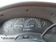 ✅ 2002 Ford Ranger XL Fleet • VIN: 1FTYR44U72TA60677 • Lot: 43262330. Wystawiony na IAAI z przebiegiem 219 410 mil. Bezpłatny archiwum sprzedaży aukcyjnych z USA i szczegółowy raport historii pojazdu na DreamBid. Zdjęcie 7.