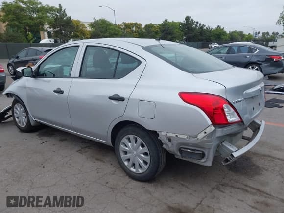 ✅ 2018 Nissan Versa SV • VIN: 3N1CN7APXJL884636 • Лот: 42432841. Опубликован ранее на IAAI с пробегом 48 192 миль. Бесплатный доступ к архиву аукционных продаж из США и подробный отчёт об истории автомобиля на DreamBid. Изображение 3.