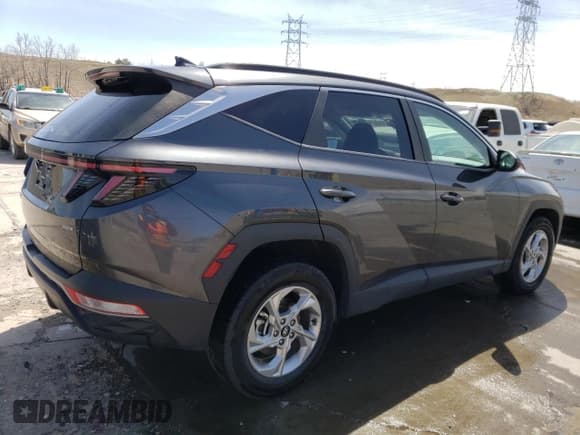 ✅ 2022 Hyundai Tucson SEL • VIN: 5NMJBCAE6NH068868 • Lot: 49467104. Wystawiony na Copart z przebiegiem 52 704 mil. Bezpłatny archiwum sprzedaży aukcyjnych z USA i szczegółowy raport historii pojazdu na DreamBid. Zdjęcie 3.