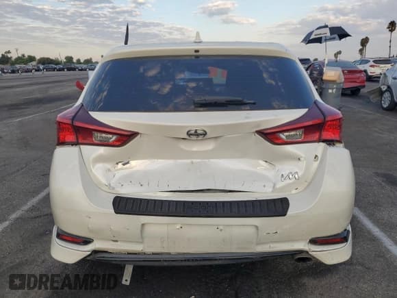 ✅ 2016 Scion iM • VIN: JTNKARJE3GJ508192 • Lot: 70582274. Listed on Copart with 101,870 mi. Free auction sales archive from the USA and detailed vehicle history report at DreamBid. Image 6.