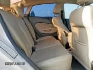 ✅ 2017 Ford Fiesta Titanium • VIN: 3FADP4CJ4HM139250 • Лот: 62940485. Опубликован ранее на Copart с пробегом 142 089 миль. Бесплатный доступ к архиву аукционных продаж из США и подробный отчёт об истории автомобиля на DreamBid. Изображение 10.