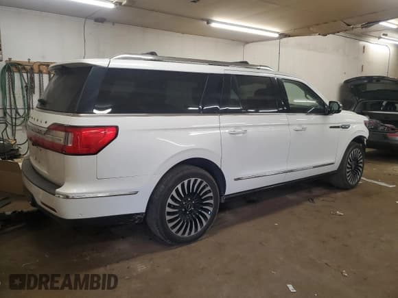 ✅ 2020 Lincoln Navigator Black Label • VIN: 5LMJJ3TT9LEL18370 • Lot: 61458445. Listed on Copart with 53,872 mi. Free auction sales archive from the USA and detailed vehicle history report at DreamBid. Image 3.