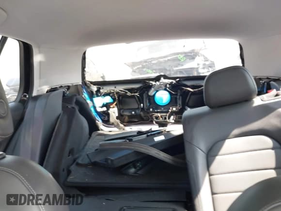 ✅ 2015 Volkswagen Golf S • VIN: 3VW2A7AU6FM046001 • Лот: 42391826. Опубликован ранее на IAAI с пробегом 123 672 миль. Бесплатный доступ к архиву аукционных продаж из США и подробный отчёт об истории автомобиля на DreamBid. Изображение 21.