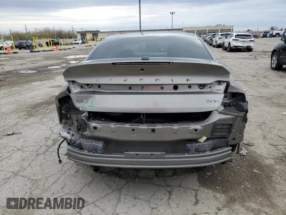 ✅ 2016 Lincoln MKZ Hybrid • VIN: 3LN6L2LU4GR603521 • Lot: 51290025. Wystawiony na Copart z przebiegiem 146 631 mil. Bezpłatny archiwum sprzedaży aukcyjnych z USA i szczegółowy raport historii pojazdu na DreamBid. Zdjęcie 6.