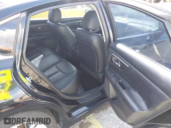 ✅ 2014 Nissan Altima S • VIN: 1N4AL3AP0EC316079 • Lot: 43655168. Wystawiony na IAAI z przebiegiem 253 860 mil. Bezpłatny archiwum sprzedaży aukcyjnych z USA i szczegółowy raport historii pojazdu na DreamBid. Zdjęcie 8.