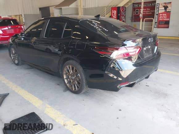 2023 Toyota Camry SE with VIN 4T1G11BK4PU088615, listed as a IAAI auction lot 42345340 with 35,468 mi miles and . Bid and sale history available at DreamBid. Image 3.