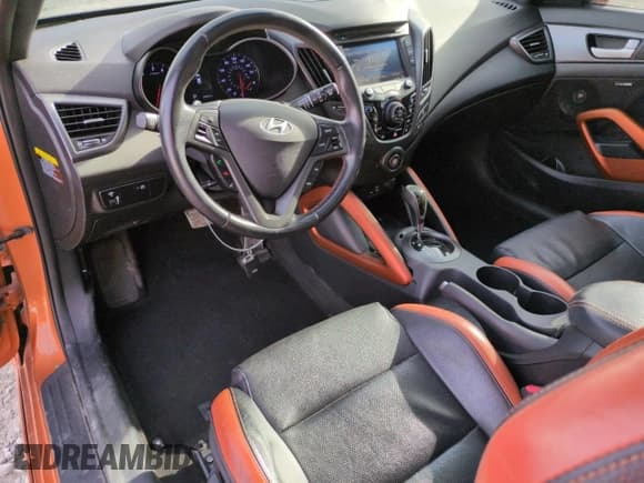 ✅ 2016 Hyundai Veloster Turbo • VIN: KMHTC6AEXGU292062 • Lot: 83816584. Wystawiony na Copart z przebiegiem 34 863 mil. Bezpłatny archiwum sprzedaży aukcyjnych z USA i szczegółowy raport historii pojazdu na DreamBid. Zdjęcie 8.