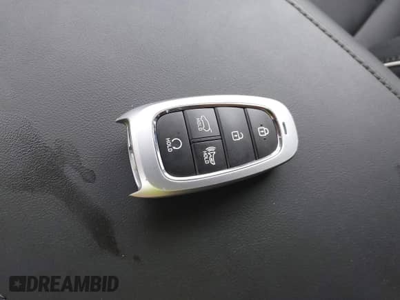 ✅ 2025 Hyundai Palisade Limited • VIN: KM8R54GE5SU821958 • Лот: 42140186. Размещён на IAAI с пробегом 7 663 миль миль. Получите бесплатный доступ к архиву аукционных продаж из США и посмотрите подробный отчёт об истории автомобиля на DreamBid. Изображение 11.