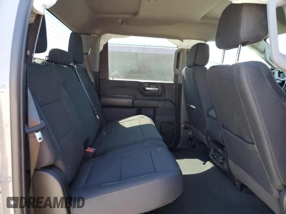 ✅ 2025 Chevrolet Silverado 2500HD Custom • VIN: 2GC4KME7XS1122705 • Lot: 56422895. Wystawiony na Copart z przebiegiem 7 276 mil. Bezpłatny archiwum sprzedaży aukcyjnych z USA i szczegółowy raport historii pojazdu na DreamBid. Zdjęcie 10.