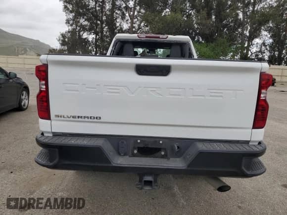 2024 Chevrolet Silverado 2500HD Work Truck с VIN 1GC1WLE74RF302931, выставлен на аукционе Copart как лот 55177275 с пробегом Не указан миль и Списание • Salvage title. История ставок и продаж доступна на DreamBid. Изображение 6.