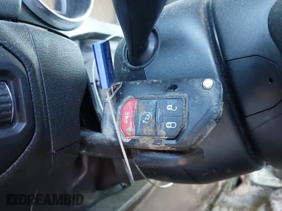 ✅ 2023 Jeep Gladiator Overland • VIN: 1C6HJTFG1PL556842 • Лот: 41325860. Опубликован ранее на IAAI с пробегом 9 737 миль. Бесплатный доступ к архиву аукционных продаж из США и подробный отчёт об истории автомобиля на DreamBid. Изображение 11.