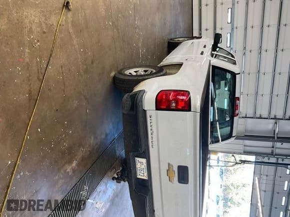 ✅ 2017 Chevrolet Silverado 1500 Work Truck • VIN: 1GCRCNEC8HZ256845 • Лот: 43678424. Опубликован ранее на IAAI с пробегом 170 179 миль. Бесплатный доступ к архиву аукционных продаж из США и подробный отчёт об истории автомобиля на DreamBid. Изображение 14.