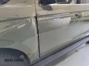 ✅ 2024 Ford Expedition XLT • VIN: 1FMJU1J86REA72349 • Lot: 43944786. Wystawiony na IAAI z przebiegiem 54 528 mil. Bezpłatny archiwum sprzedaży aukcyjnych z USA i szczegółowy raport historii pojazdu na DreamBid. Zdjęcie 14.