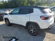 ✅ 2024 Jeep Compass Limited • VIN: 3C4NJDCN9RT143420 • Лот: 71279595. Опубликован ранее на Copart с пробегом 13 680 миль. Бесплатный доступ к архиву аукционных продаж из США и подробный отчёт об истории автомобиля на DreamBid. Изображение 2.