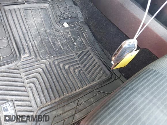 ✅ 2017 Ford F-150 XL • VIN: 1FTEX1CF6HFA57562 • Лот: 41131686. Опубликован ранее на IAAI с пробегом 80 985 миль. Бесплатный доступ к архиву аукционных продаж из США и подробный отчёт об истории автомобиля на DreamBid. Изображение 11.