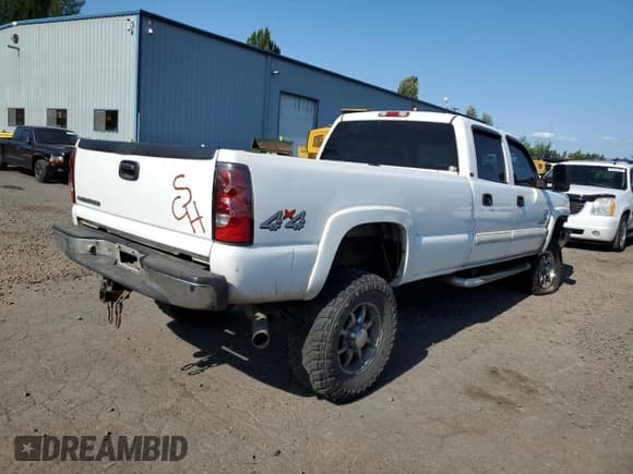 ✅ 2006 Chevrolet Silverado 2500HD LT3 • VIN: 1GCHK23D46F191371 • Lot: 59501965. Wystawiony na Copart z przebiegiem 157 537 mil. Bezpłatny archiwum sprzedaży aukcyjnych z USA i szczegółowy raport historii pojazdu na DreamBid. Zdjęcie 3.