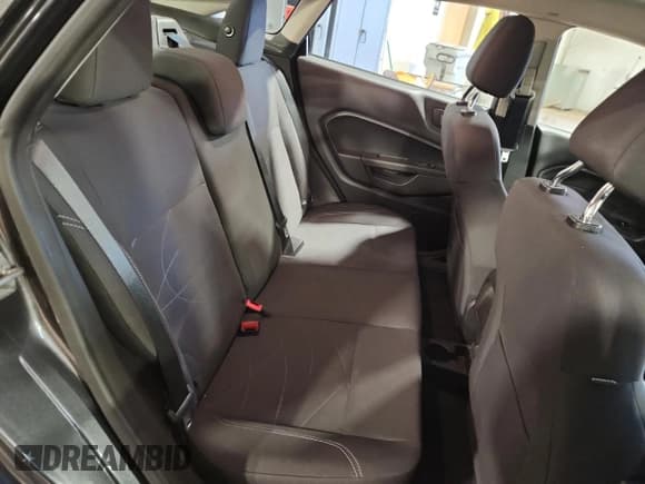 ✅ 2017 Ford Fiesta SE • VIN: 3FADP4BJ4HM103026 • Lot: 92956535. Wystawiony na Copart z przebiegiem 101 613 mil. Bezpłatny archiwum sprzedaży aukcyjnych z USA i szczegółowy raport historii pojazdu na DreamBid. Zdjęcie 10.