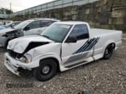 ✅ 1995 GMC Sonoma • VIN: 1GTCS1443SK536880 • Lot: 65081985. Listed on Copart with 136,319 mi. Free auction sales archive from the USA and detailed vehicle history report at DreamBid. Image 1.