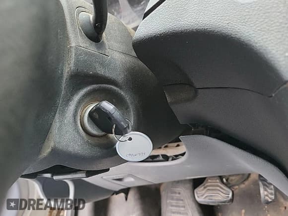 ✅ 2017 Ford Transit • VIN: 1FTYE1YM4HKA68383 • Lot: 42079253. Wystawiony na IAAI z przebiegiem 294 178 mil. Bezpłatny archiwum sprzedaży aukcyjnych z USA i szczegółowy raport historii pojazdu na DreamBid. Zdjęcie 1.