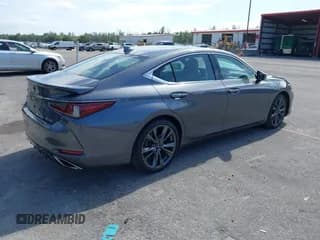✅ 2019 Lexus ES 350 • VIN: 58ABZ1B10KU038001 • Lot: 43676175. Wystawiony na IAAI z przebiegiem 57 385 mil. Bezpłatny archiwum sprzedaży aukcyjnych z USA i szczegółowy raport historii pojazdu na DreamBid. Zdjęcie 4.